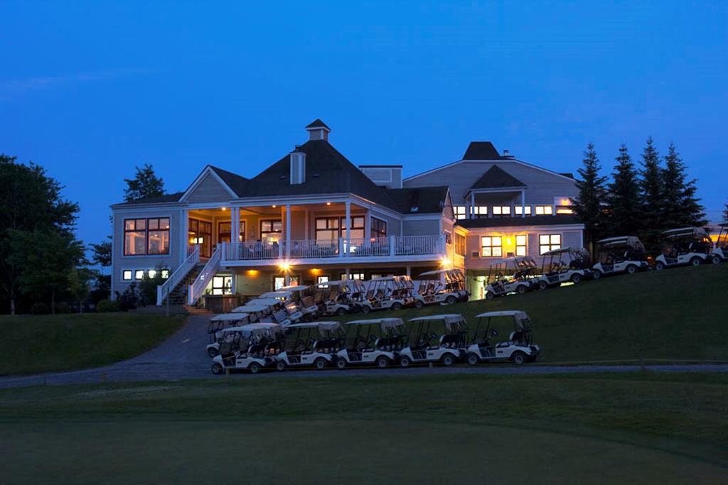 Manoir Des Sables Hotel & Golf Magog Екстериор снимка